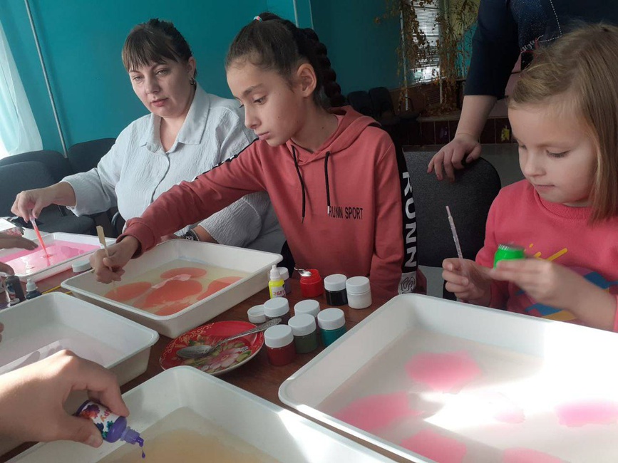 Мастер-класс  «Эбру – рисование на воде»